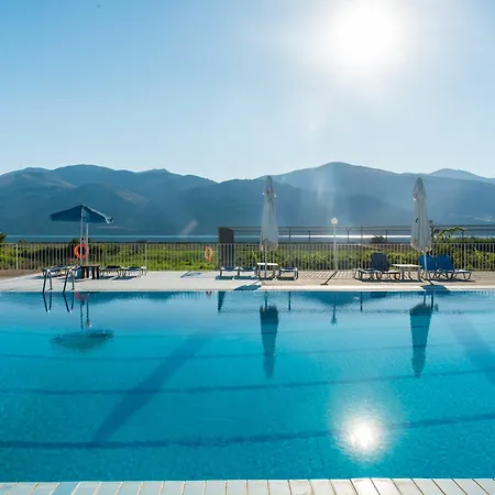 Ξενοδοχείο Terra Mare 2*