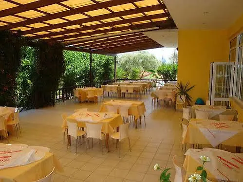 Terra Mare 2* Agios Dimitrios (Kefalonia)